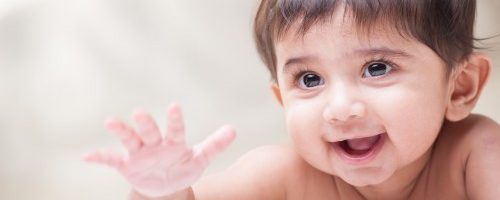 Bolesne ząbkowanie u niemowląt – jak temu zaradzić?