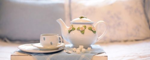 Zbawienny wpływ białej herbaty na zęby