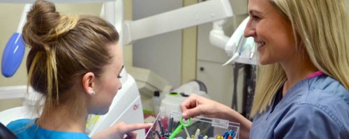 O pierwszej wizycie dziecka w klinice stomatologicznej