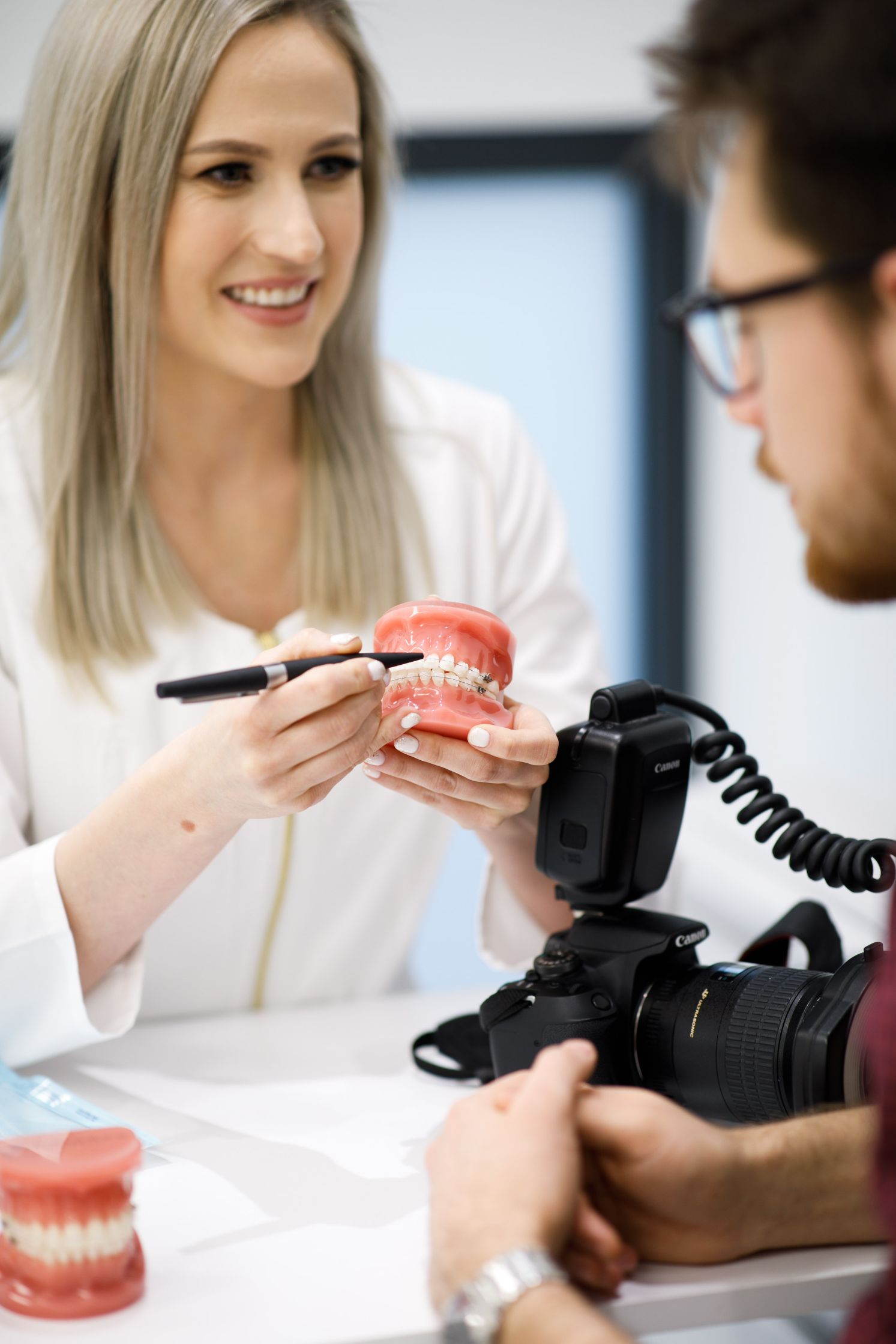 Retencja zębów - jak utrwala się efekty leczenia ortodontycznego?
